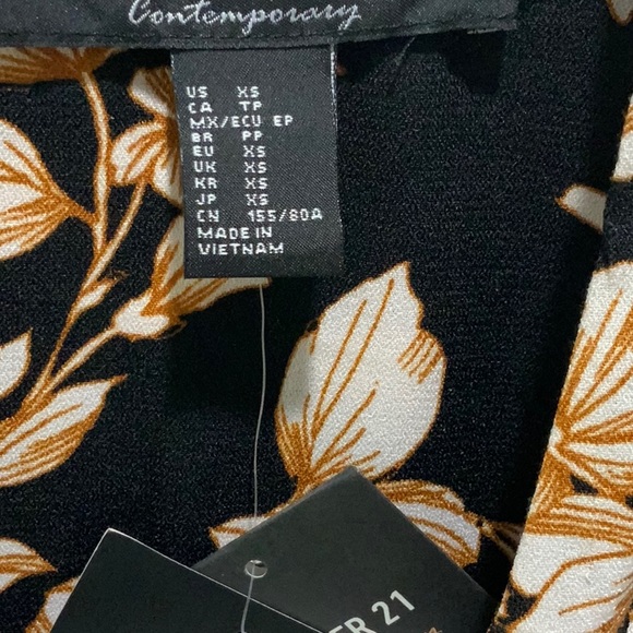 Casual Floral Print Long Sleeve Blouse, NWT - Picture 6 of 8